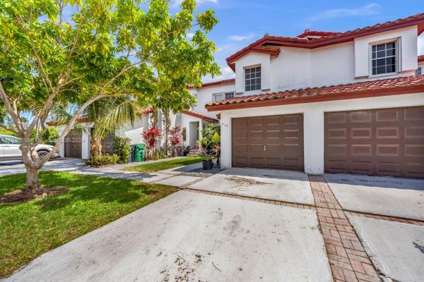 Saga Bay Townhomes, 8140 SW 209th St, Cutler Bay, Florida 33189, image 1