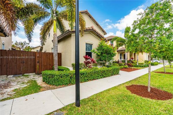 Summerville, 11732 SW 243rd St, Princeton, Florida 33032, image 3