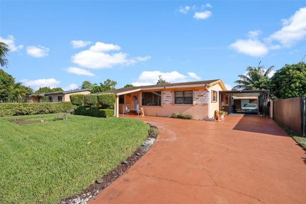Pine Tree Park, 2921 NW 162nd St, Miami Gardens, Florida 33054, image 1