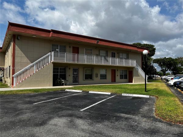 Royale Green, 12801 SW 43rd Dr #212, Kendale Lakes, Florida 33175, image 1