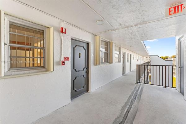 El Conquistador, 14150 SW 84th St #407-I, Kendale Lakes, Florida 33183, image 1