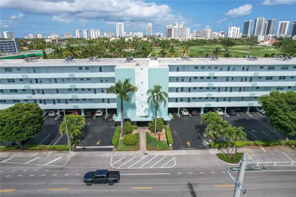 Fairways North, 700 NE 14th Ave #405, Hallandale Beach, Florida 33009, image 1