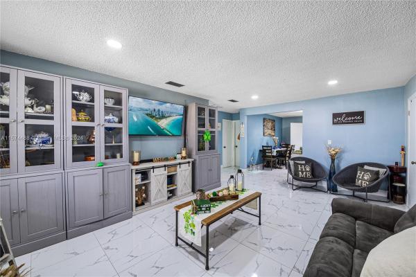 Sweetwater Groves, 221, 223 SW 112th Ave, Sweetwater, Florida 33174, image 1