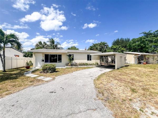 Sunset Manors, 11 NE 26th St, Wilton Manors, Florida 33305, image 1