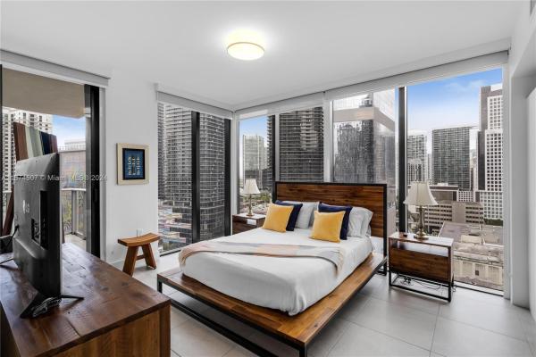 1010 Brickell, 1010 Brickell Ave #2011, Miami, Florida 33131, image 1