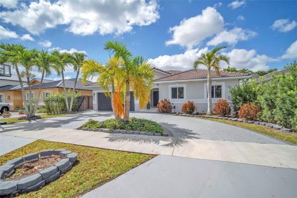 15974 SW 53rd Ter, Unincorporated Dade County, Florida 33185, image 3