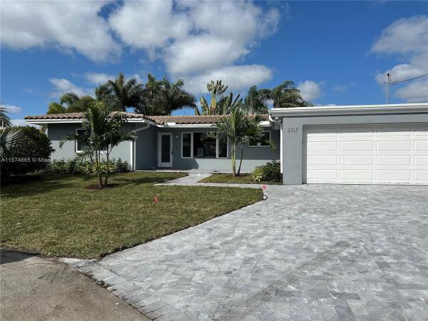 Middle River Manor, 2107 NE 17th Ave, Wilton Manors, Florida 33305, image 1