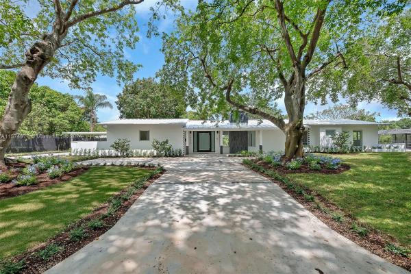Mangowood, 14625 SW 83rd Pl, Palmetto Bay, Florida 33158, image 1