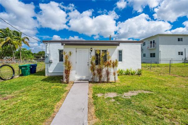 Washington Park, 522 NW 15th St, Florida City, Florida 33034, image 1