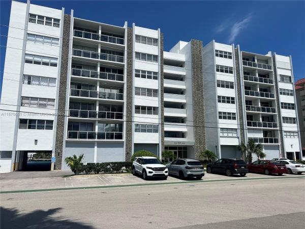 London Towers, 9381 E Bay Harbor Dr #401N, Bay Harbor Islands, Florida 33154, image 3