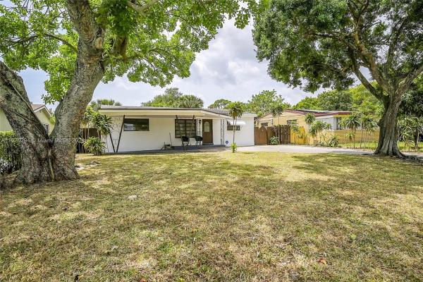 Melrose Park Estates, 2748 SW 8th St, Fort Lauderdale, Florida 33312, image 2