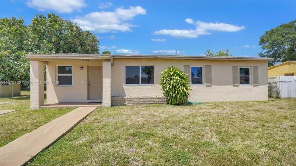 Norwood, 265 NW 189th Ter, Miami Gardens, Florida 33169, image 1