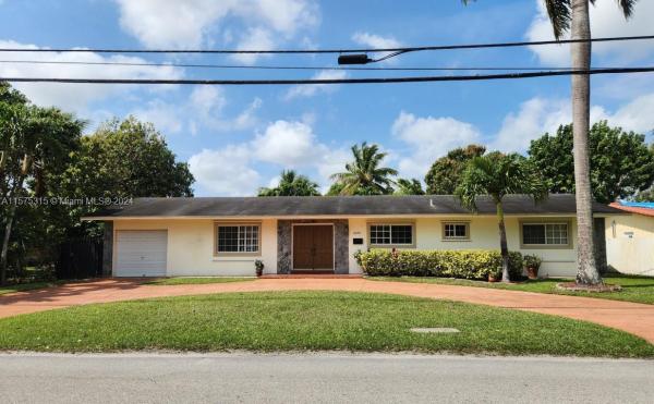 Biscayne Gardens, 16450 NE 2nd Ave, Golden Glades, Florida 33162, image 2
