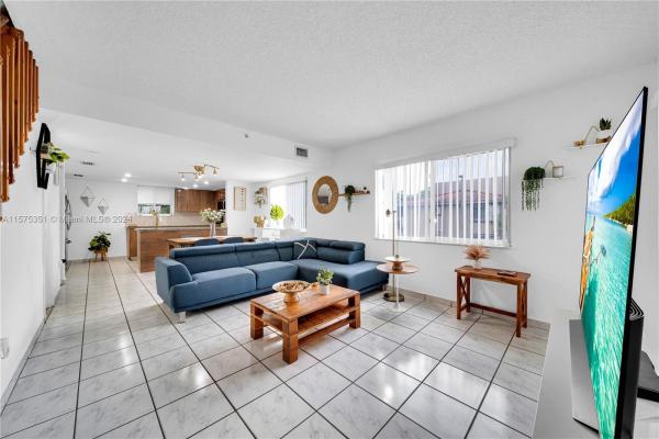 Chateaubleau Villas, 651 NW 82nd Ave #124, Fountainebleau, Florida 33126, image 1
