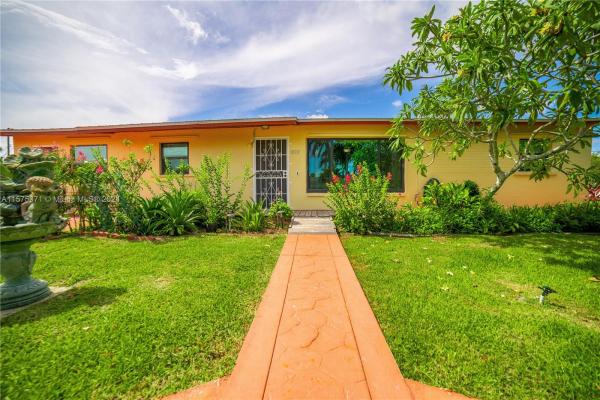 18731 SW 308th St, Unincorporated Dade County, Florida 33030, image 2