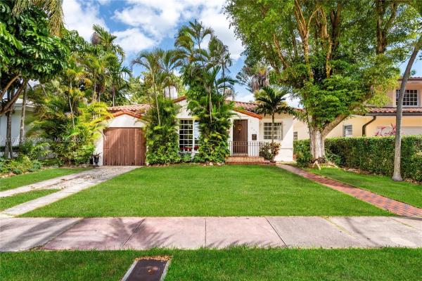 Granada, 541 Giralda Ave, Coral Gables, Florida 33134, image 2