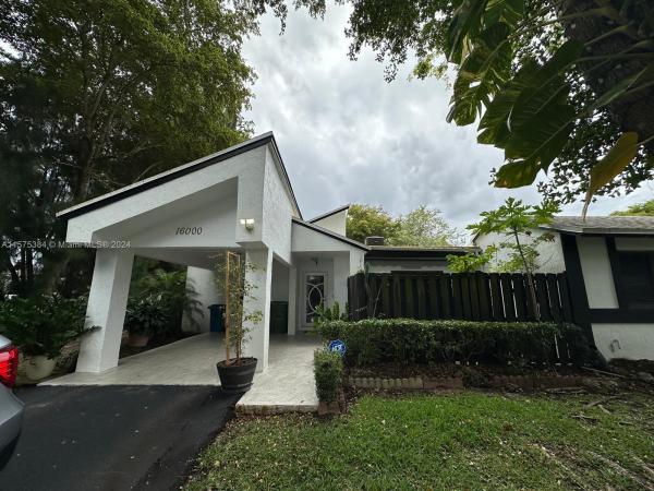 Villas Of Bonaventure, 16000 Fairway Cir #47, Weston, Florida 33326, image 1