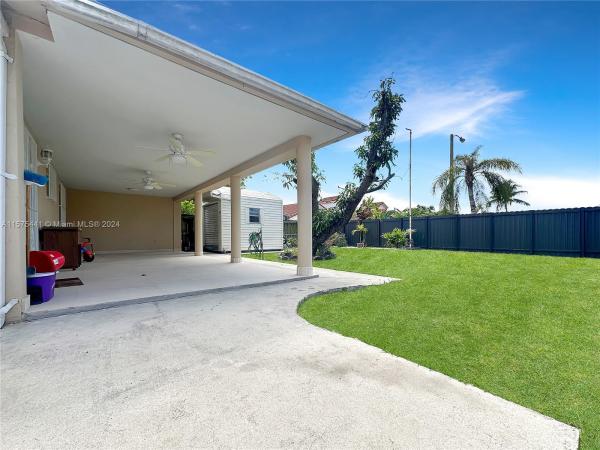 Ponderosa, 7560 W 33rd Ln, Hialeah, Florida 33018, image 2
