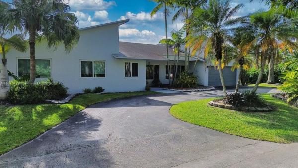 Briar Bay Urban Park, 12663 SW 94th Pl, Kendall, Florida 33176, image 1