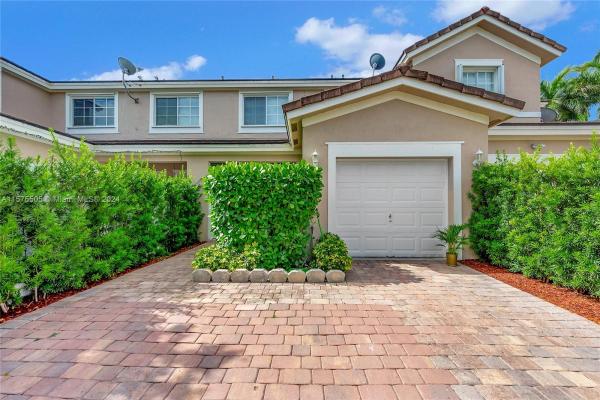 Mandarin Lakes, 14053 SW 272nd St #14053, Naranja, Florida 33032, image 2