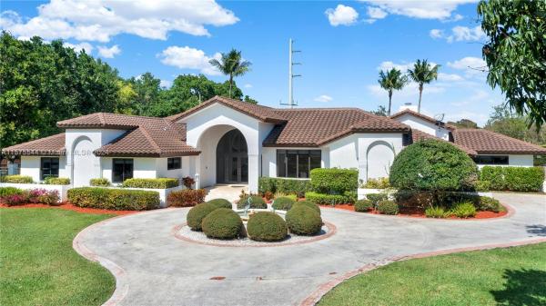Old Cutler Groves North, 6711 SW 138th St, Palmetto Bay, Florida 33158, image 1