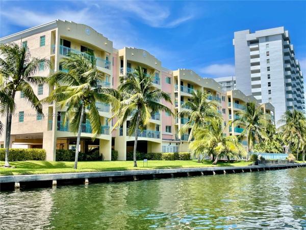 Hallandale Yacht Club, 201 Golden Isles Dr #306, Hallandale Beach, Florida 33009, image 1