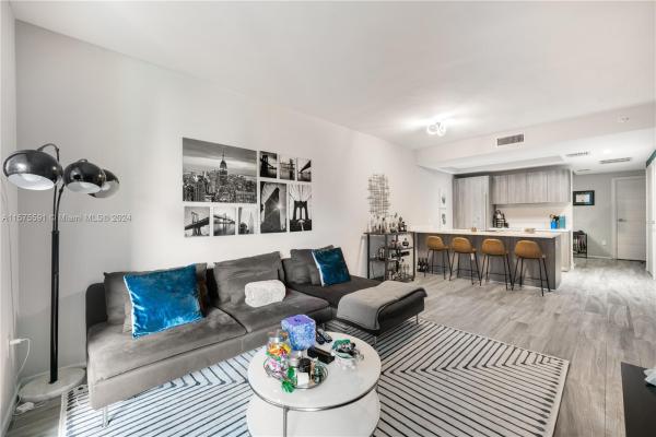 SLS Lux Brickell, 801 S Miami Ave #1406, Miami, Florida 33130, image 3