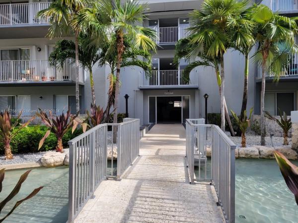 Silver Palms At Dadeland, 7403 SW 82nd St #305N, Glenvar Heights, Florida 33143, image 1