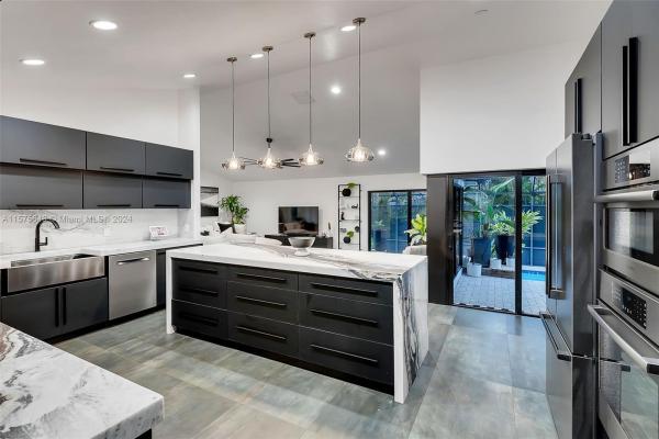 Briarwood Estates, 7925 SW 173rd Ter, Palmetto Bay, Florida 33157, image 3