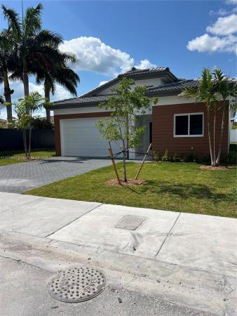 Emerald Estates, Richmond Heights, Florida 33032, image 1