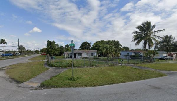 361 NE 12th St, Unincorporated Dade County, Florida 33030, image 2