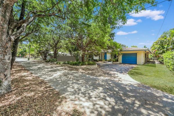 Griffing Biscayne Park Estates, 760 NE 117th St, Biscayne Park, Florida 33161, image 3