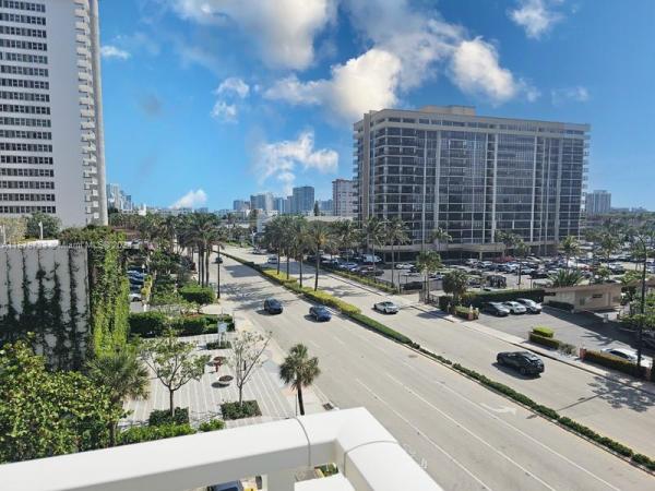 The Hemispheres, 1980 S Ocean Dr #4Q, Hallandale Beach, Florida 33009, image 1