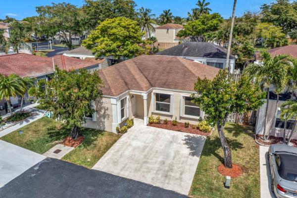 Catalina, 22173 SW 98th Pl, Cutler Bay, Florida 33190, image 2