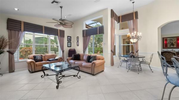 Valencia Lakes, 11570 Puerto Blvd, Boynton Beach, Florida 33437, image 2