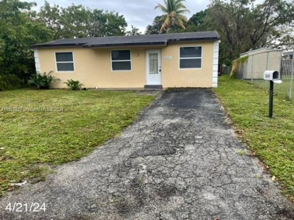 Belmar, 2244 Mayo St, Hollywood, Florida 33020, image 1