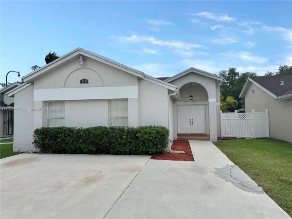 Kendale Best, 14304 SW 103rd Ter, The Hammocks, Florida 33186, image 1