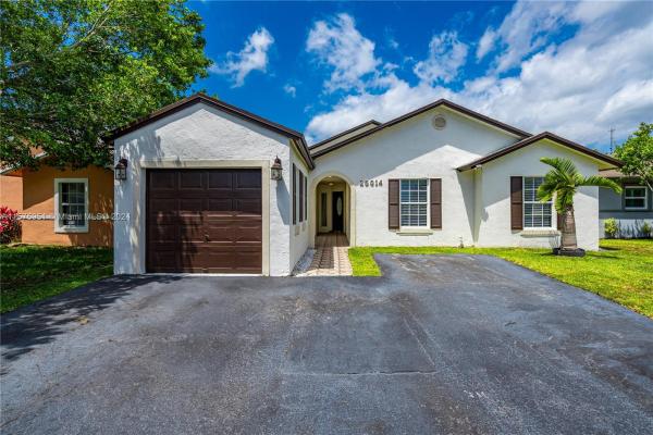 Princetonian By The Park, 25014 SW 128th Pl, Princeton, Florida 33032, image 1