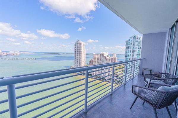 One Miami West, 325 S Biscayne Blvd #3326, Miami, Florida 33131, image 2