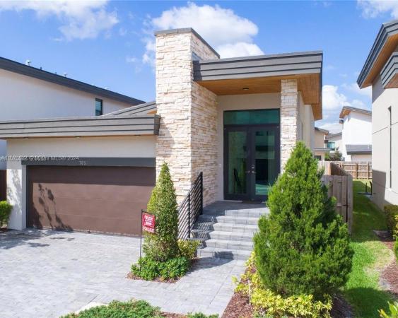 Pinnacle At Park Central, 7650 NW 103rd Ct, Doral, Florida 33178, image 2