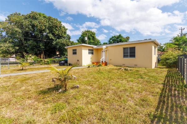Gratigny Plateau, 1020 NW 116th Ter, Pinewood, Florida 33168, image 1