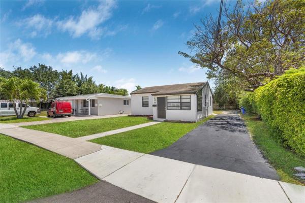 Hollywood Terrace, 2234 Garfield St, Hollywood, Florida 33020, image 2