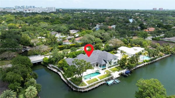 Coral Gables Country Club, 4600 Granada Blvd, Coral Gables, Florida 33146, image 1