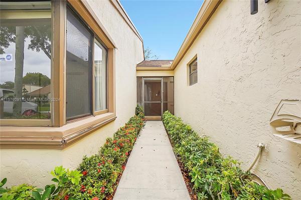 Summerwinds At Whisper Walk, 8093 Whispering Palm Dr, Boca Raton, Florida 33496, image 3