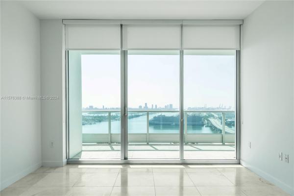 900 Biscayne Bay, 900 Biscayne Blvd #3204, Miami, Florida 33132, image 3