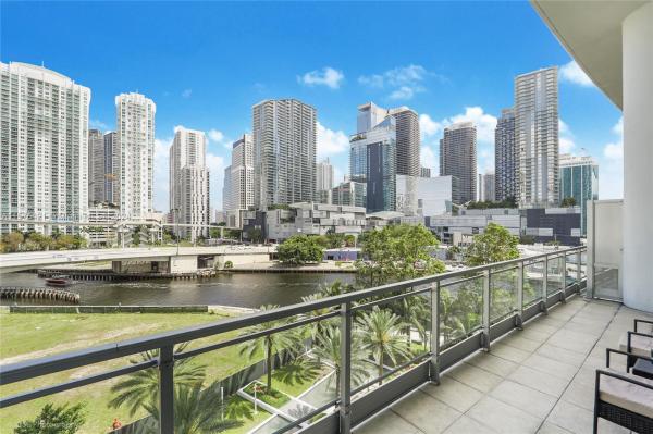 Mint At Riverfront, 92 SW 3rd St #710, Miami, Florida 33130, image 1
