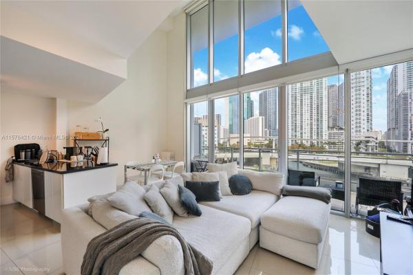 Mint At Riverfront, 92 SW 3rd St #710, Miami, Florida 33130, image 3