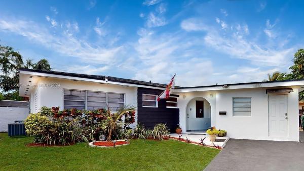 Sierra, 110 NW 193rd Ter, Miami Gardens, Florida 33169, image 1