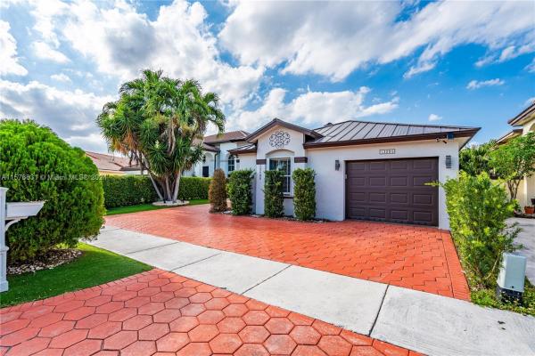 Shoma Homes At Tamiami, 13285 NW 11th St, Tamiami, Florida 33182, image 2