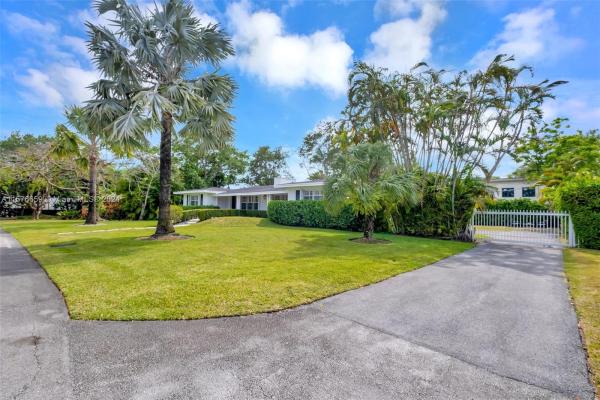 Sunset Circle, 7010 SW 68th Ct, South Miami, Florida 33143, image 3